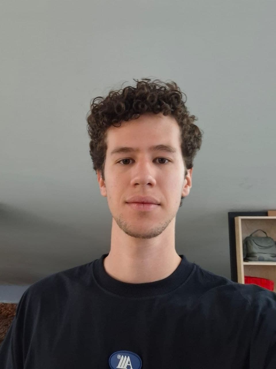 Retrato de Enzo Emir